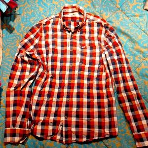 Men’s long sleeve button down Hollister collared shirt